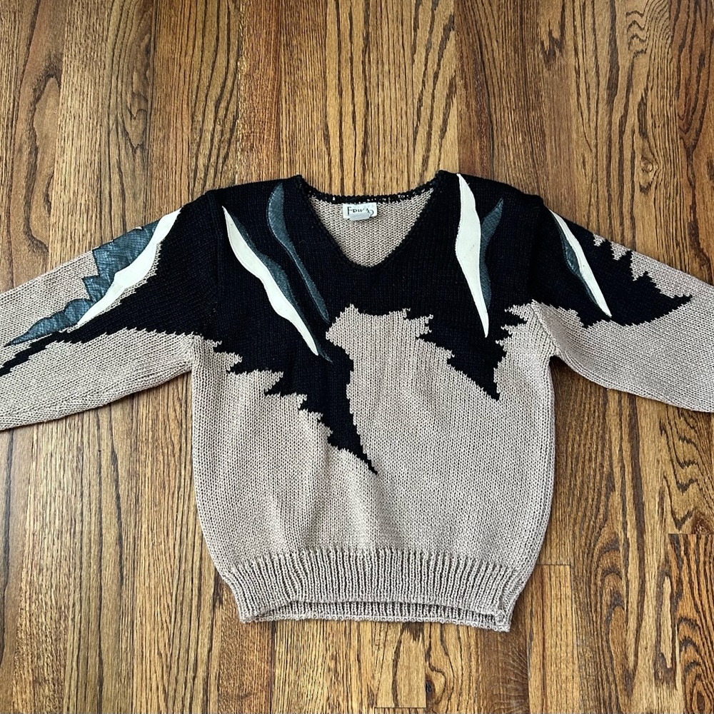 Vintage 80's Erika tan brown sweater with leather accents‎ raglan sleeve small